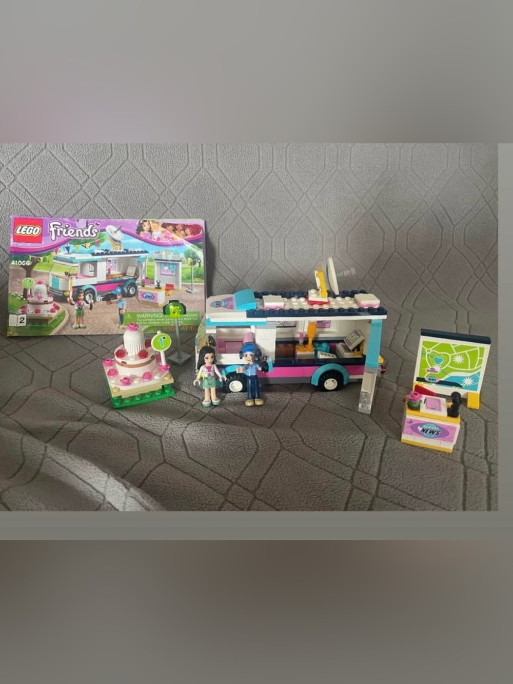 Lego friends retired heartland news van